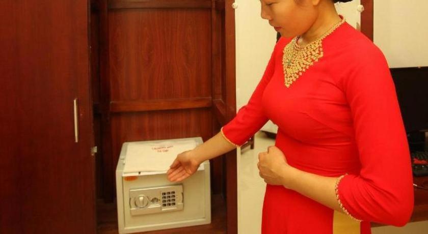 Ngoc Anh Hotel 2 Νιν Μπιν Εξωτερικό φωτογραφία
